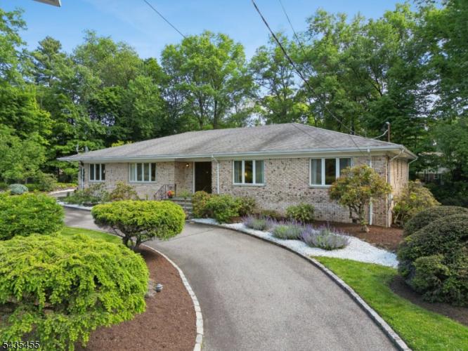 Photo of 107 Arverne Road