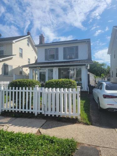 Photo of 373 Rutledge Avenue