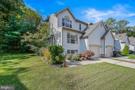 Photo of 50 Woodstream Court, Mantua NJ