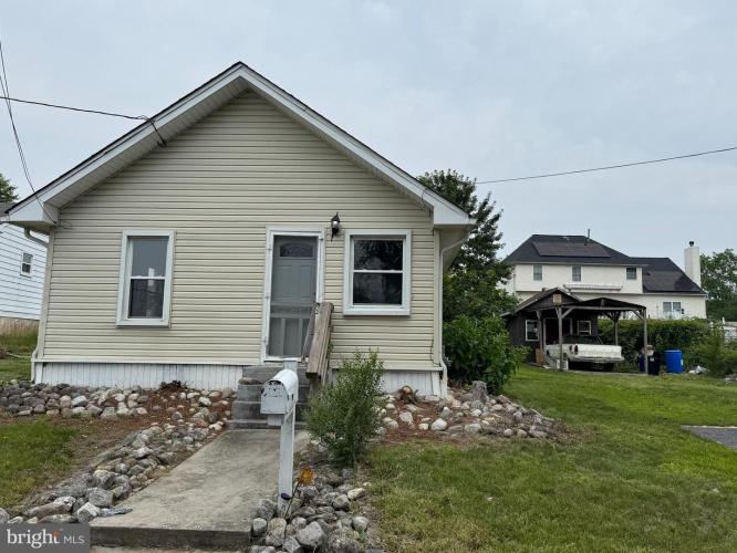 Photo of 109 River Road Drive, Thorofare NJ