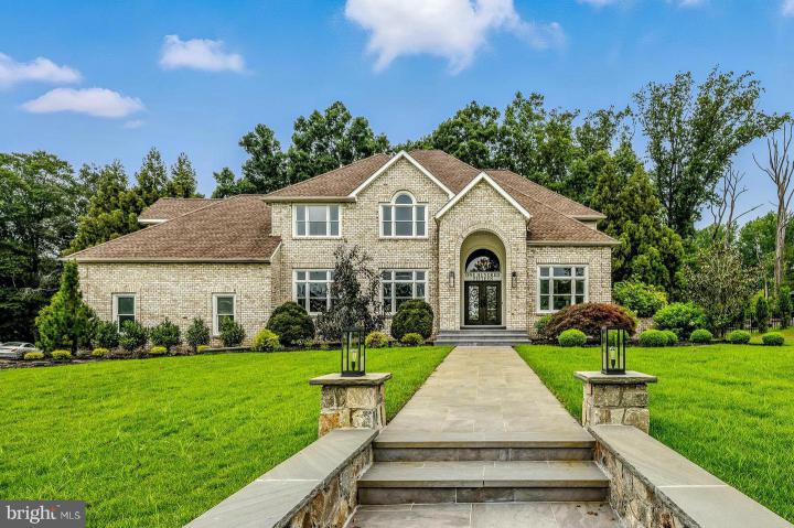 Photo of 115 Fox Chase Court, Swedesboro NJ