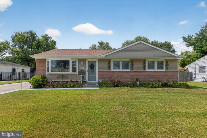 Photo of 606 Devonshire Drive, Sewell NJ