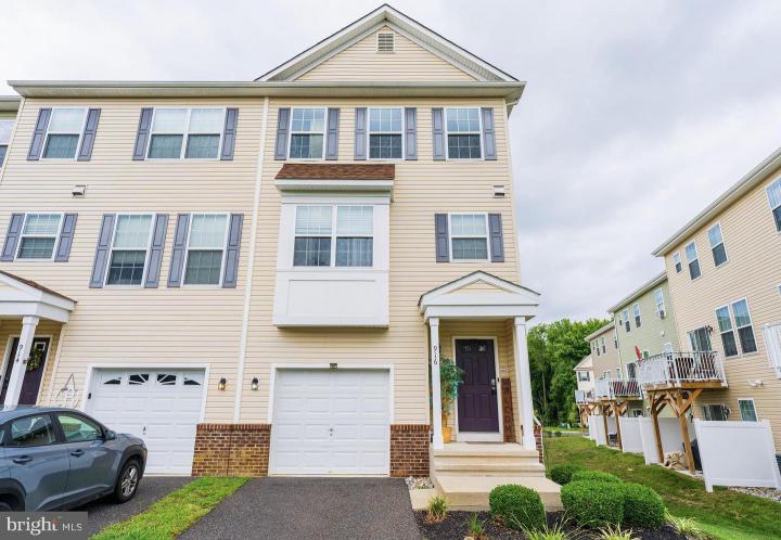 Photo of 916 Georgetown Road