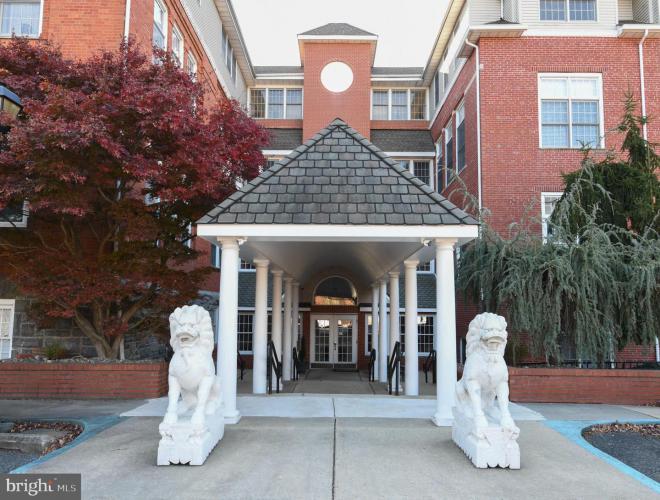 Photo of 100 Aura Road 110