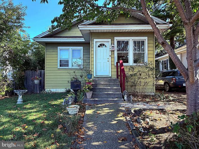 Photo of 149 N Fernwood Avenue