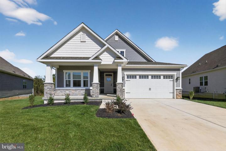 Photo of 142 Eisenhower Drive, Swedesboro NJ