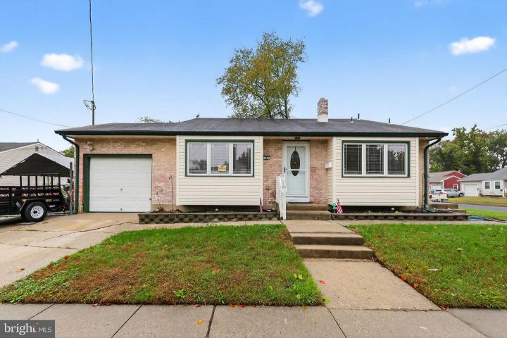 Photo of 193 Dubois Avenue