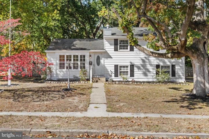 Photo of 301 N 5th Street