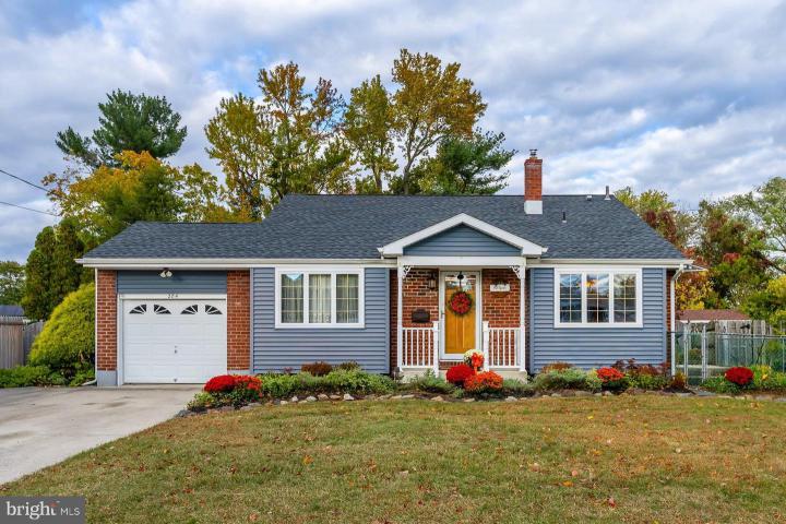 Photo of 284 Columbus Drive, Mantua NJ