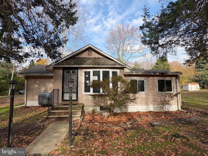 Photo of 664 Scotland Run Avenue, Franklinville NJ