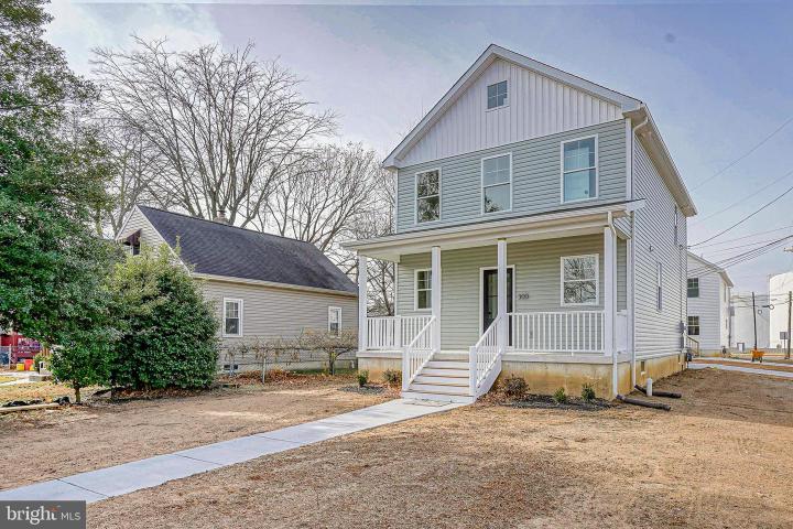 Photo of 300 Lincoln Avenue