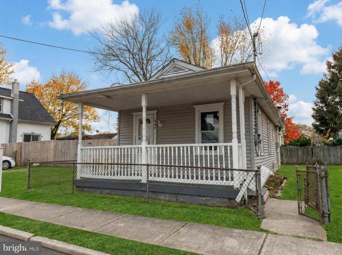 Photo of 704 Wesley Avenue, National Park NJ