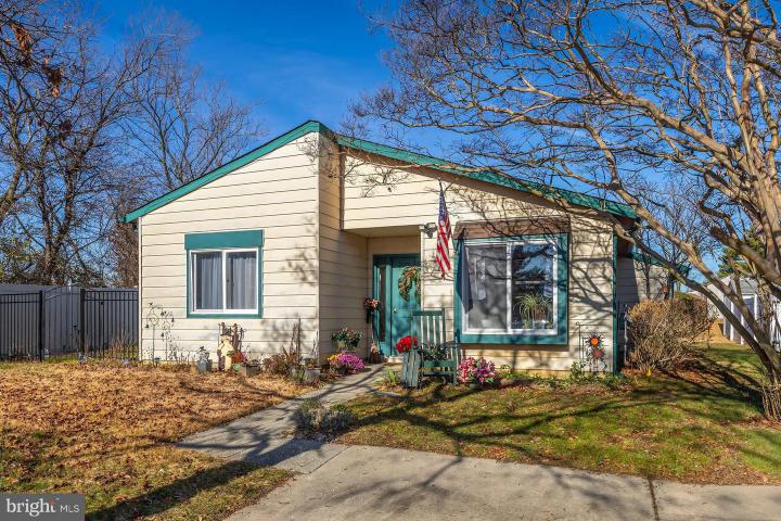 Photo of 17 Hickory Lane, Swedesboro NJ