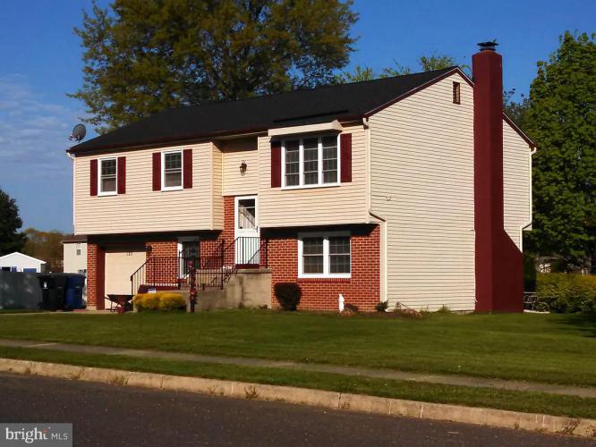 Photo of 127 Karen Court