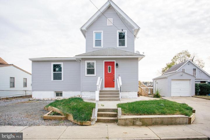 Photo of 123 Edgewater Avenue