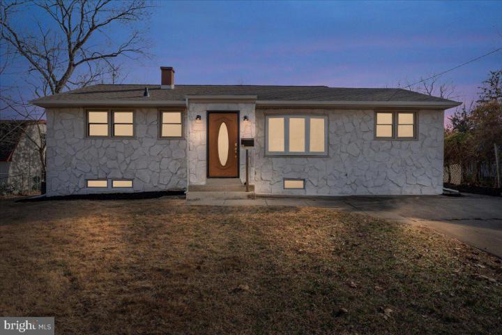 Photo of 525 Westminster Road