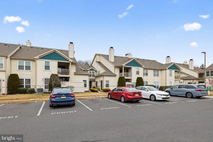 Photo of 268 Steeplechase Court, Woodbury NJ