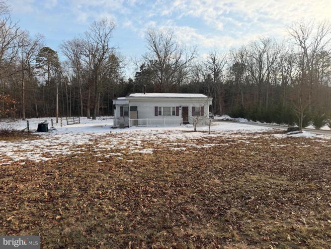 Photo of 1452 Coles Mill Road