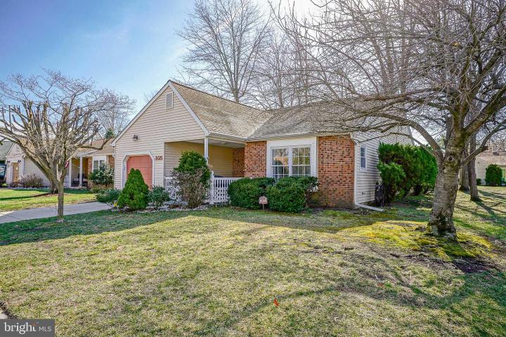 Photo of 105 Lakebridge Drive, Deptford NJ