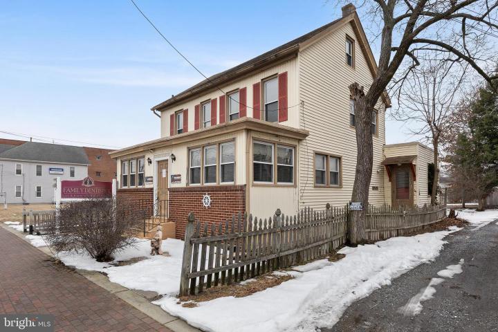 Photo of 24 W Broad Street, Paulsboro NJ