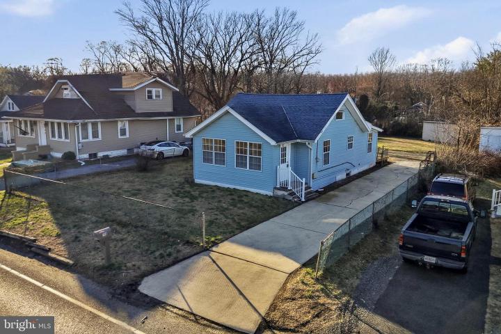 Photo of 760 Tacoma Boulevard