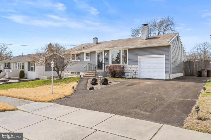 Photo of 552 Allegheny Road