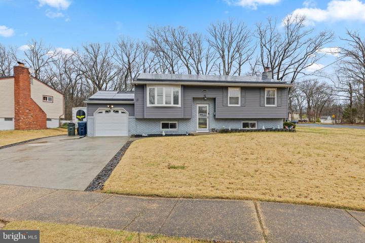 Photo of 1666 Holly Parkway