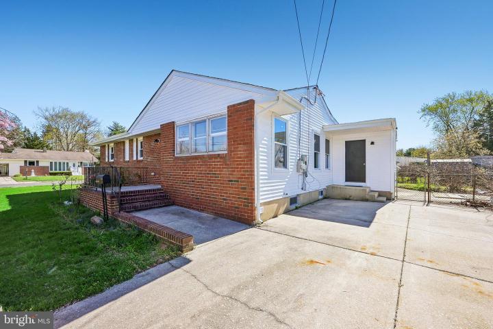 Photo of 615 Fairmount Drive