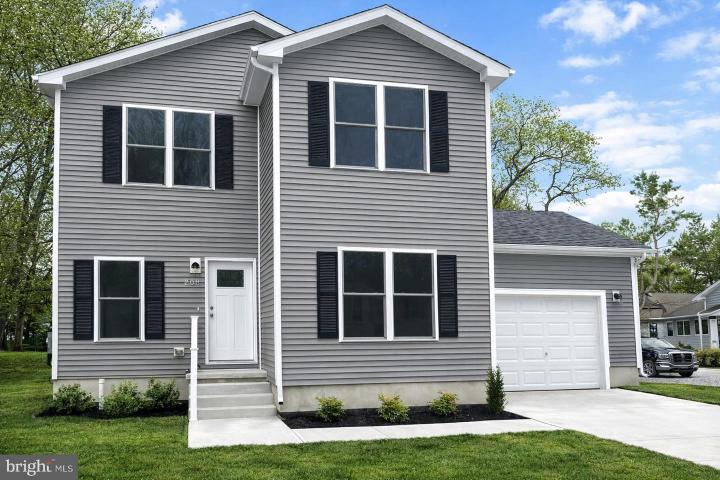 Photo of 208 Strand Avenue