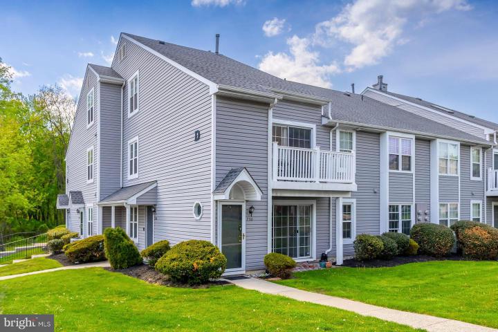 Photo of 730 Sedgewick Court