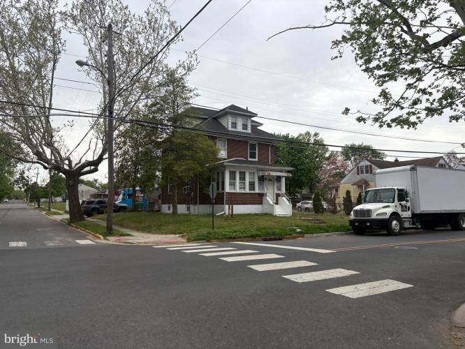 Photo of 400 Thomson Avenue, Paulsboro NJ