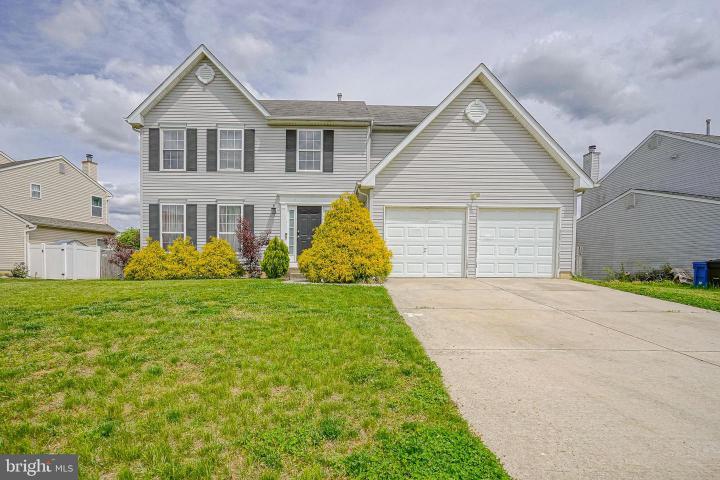 Photo of 427 Moore Boulevard