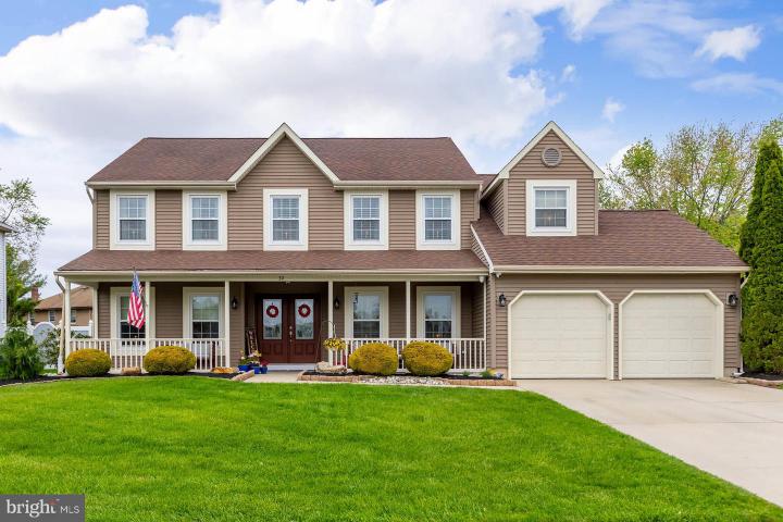 Photo of 39 E Holly Avenue