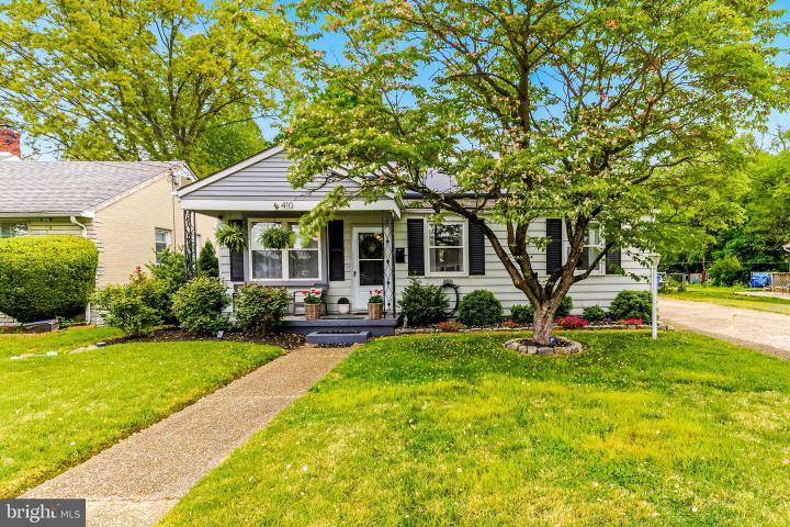 Photo of 410 W Red Bank Avenue