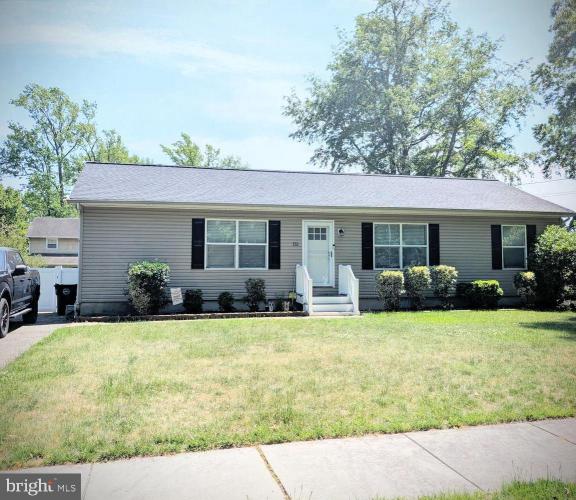 Photo of 350 Redwood Avenue