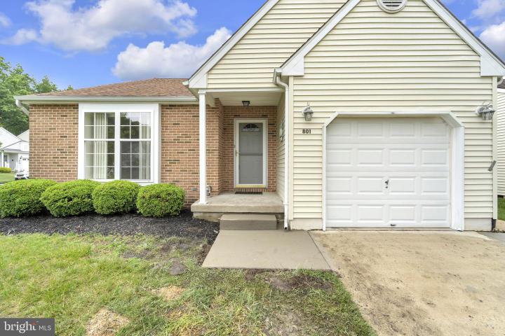 Photo of 801 Freeport Way