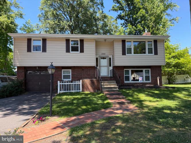 Photo of 1080 Bennett Drive