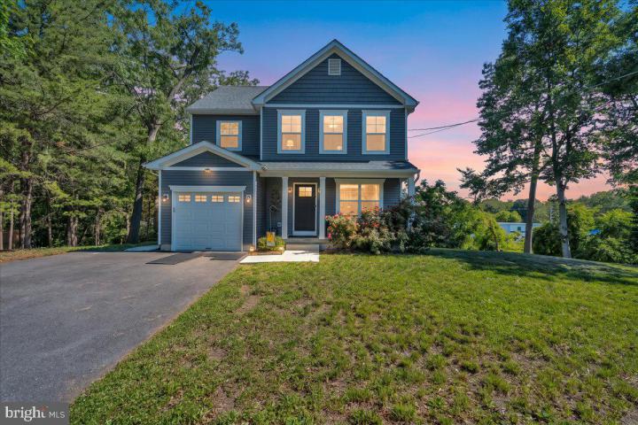 Photo of 16 Claro Avenue