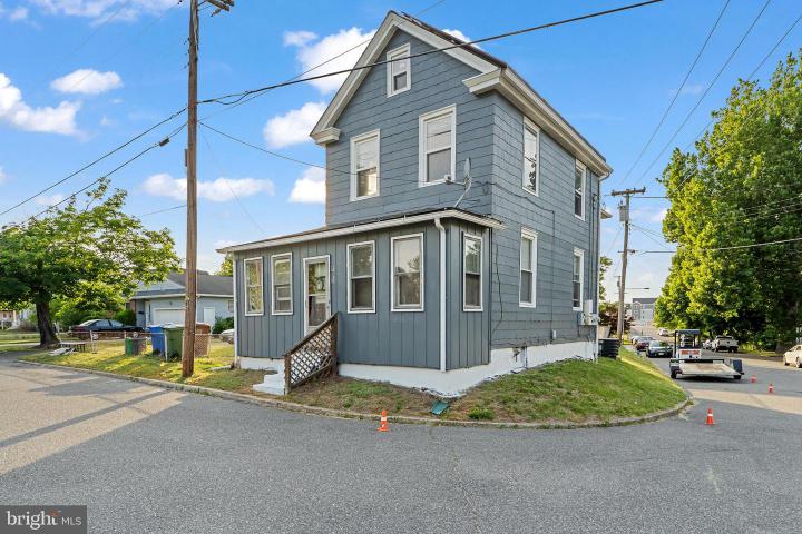 Photo of 101 2nd Street, Swedesboro NJ