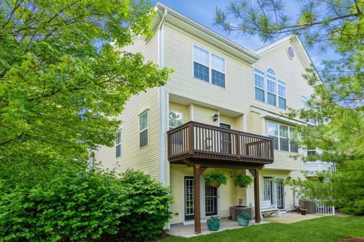 Photo of 1 Marina Drive, Bayonne NJ