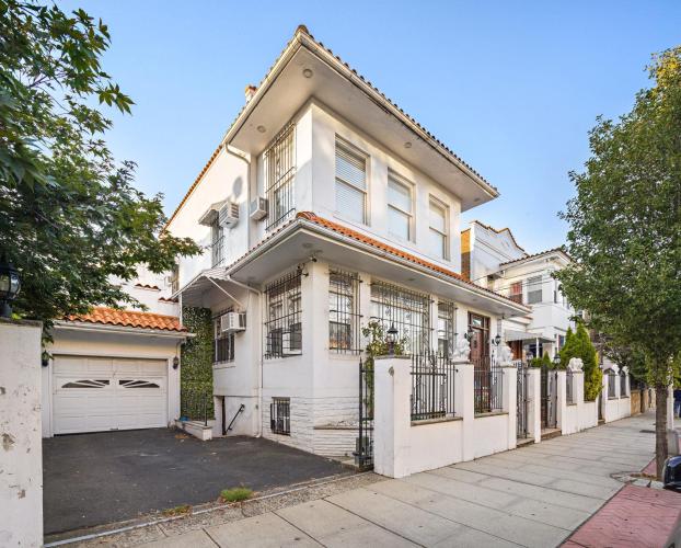 Photo of 2819 Summit Avenue, Union City NJ