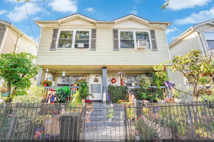 Photo of 377-379 Halladay Street, Jersey City Bergen Lafayette NJ