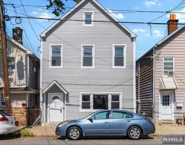 Photo of 308 North 2nd Street, Harrison NJ