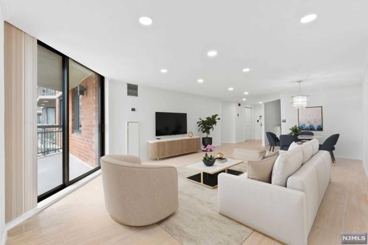 Photo of 308 Harmon Cove Tower, Secaucus NJ