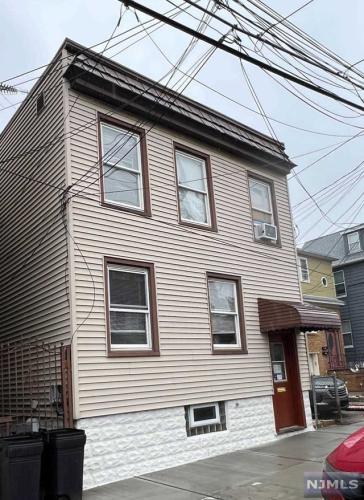 Photo of 122 Cross Street, Harrison NJ