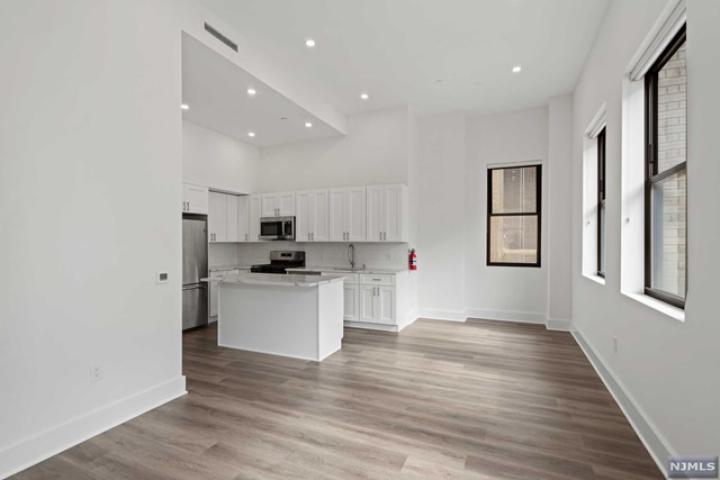 Photo of 4 Beacon Way 307, Jersey City NJ