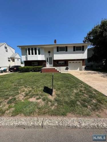 Photo of 29 Millridge Road, Secaucus NJ