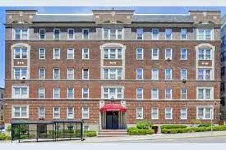 Photo of 6045 Blvd East B6, West New York NJ