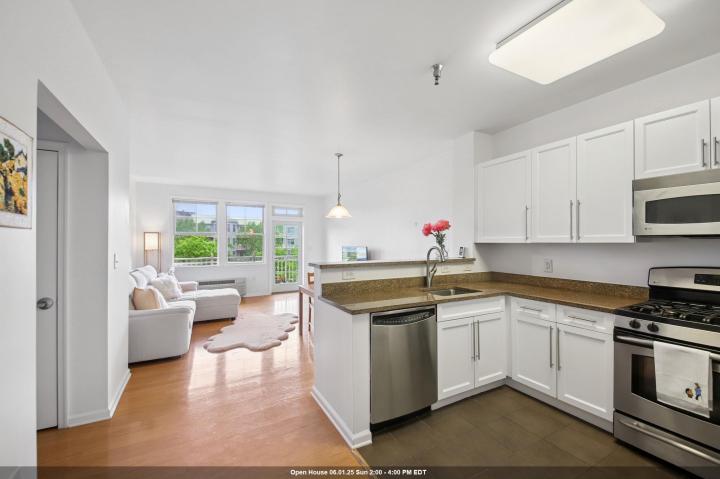 Photo of 30 Freedom Way 306, Jersey City Greenville NJ