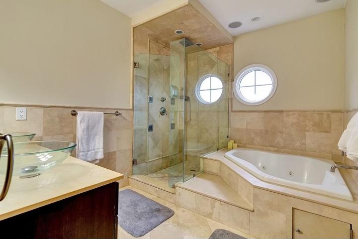 Photo of 9033 Wall Street 9, North Bergen NJ